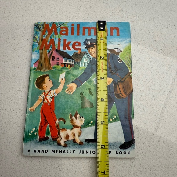 Vintage Children's Book 'Mailman Mike' by Mabel Watts 1959 - Picture 14 of 14